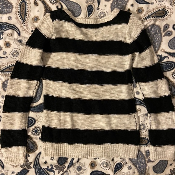 V-Neck Sweater - Picture 2 of 2